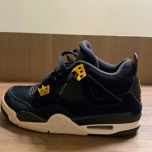 Air Jordan 4 retro royalty (black and gold)